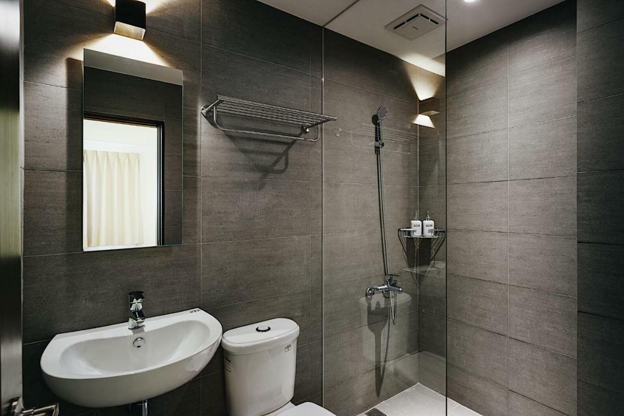 Mutter Apartment Đài Nam Ngoại thất bức ảnh